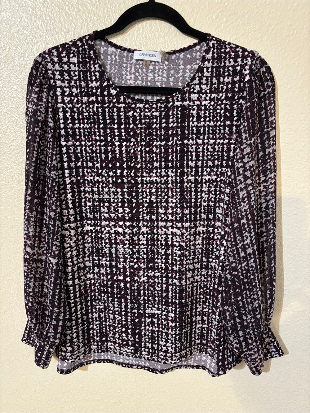 Calvin Klein Women's Printed Long Sleeve Blouse - Burgundy & White Size M